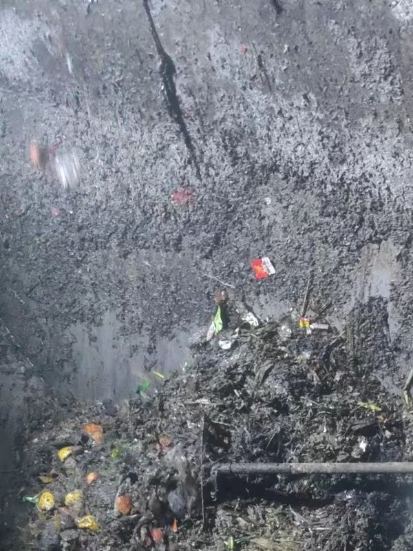 振安污水池清理